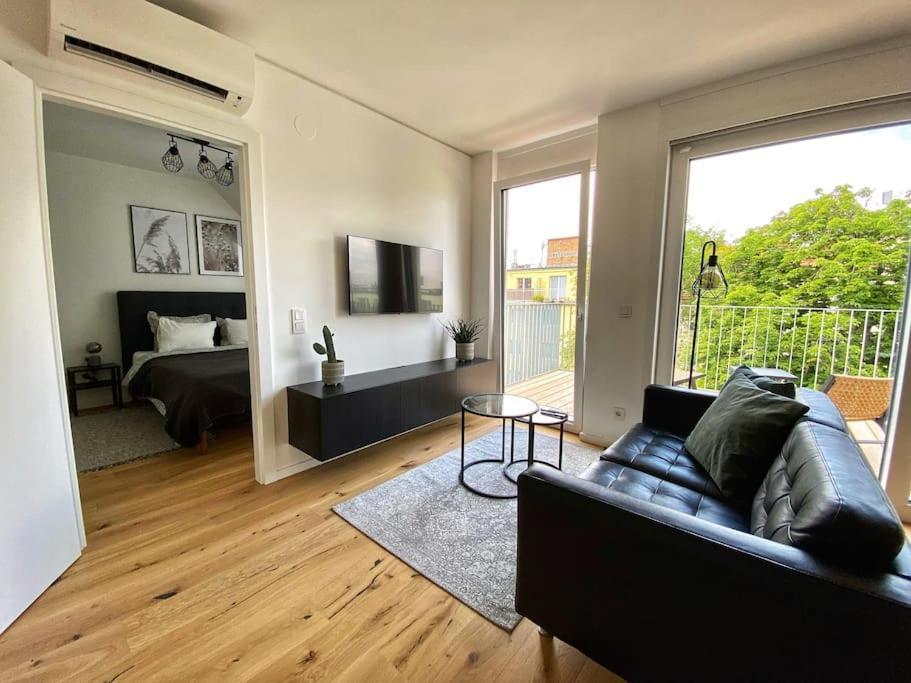 Apartment Rooftop With Terrace & Ac - Self Check-in Wien